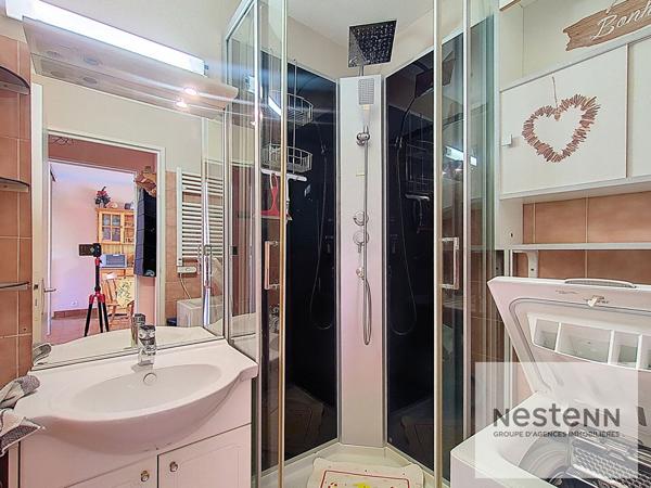 Saint-Aygulf, T2 avec grande terrasse et parking proche plages