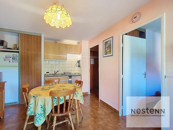 Saint-Aygulf, T2 avec grande terrasse et parking proche plages