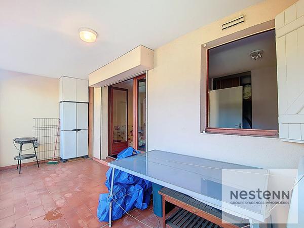 Saint-Aygulf, T2 avec grande terrasse et parking proche plages