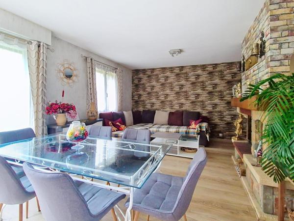 Une habitation principale avec T2 indépendant !