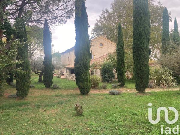 Mas 7 pièces de 271 m² à Pernes-les-Fontaines (84210)