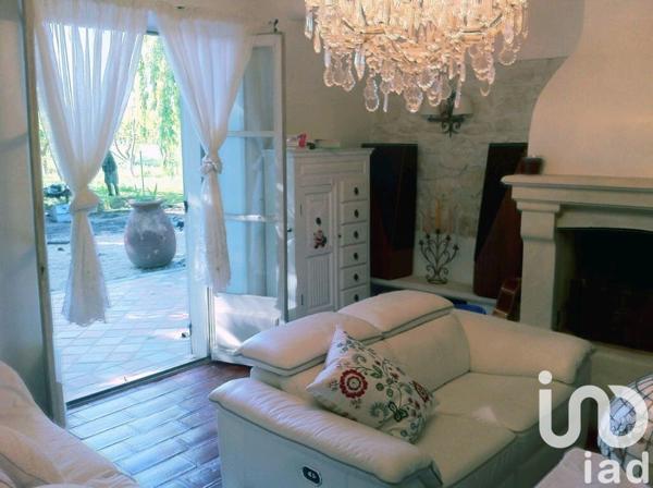 Mas 7 pièces de 271 m² à Pernes-les-Fontaines (84210)