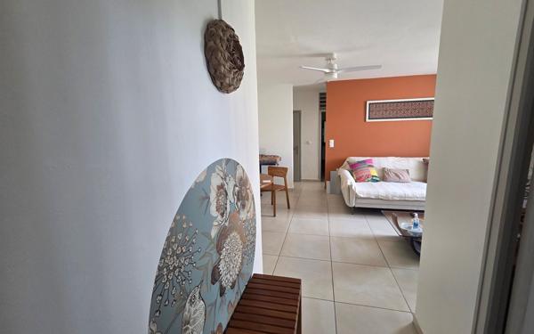 Appartement à vendre    4 pièces • 75,28 m2 Les Abymes