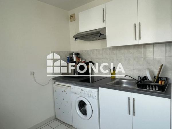 Location Studio 31.6 m² - 56 BIS RUE DU BALLON St Jean Le Blanc 45650