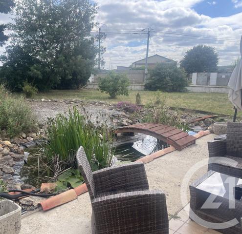 Maison à vendre  3 pièces - 102,33 m 2   DANGE ST ROMAIN  - 86