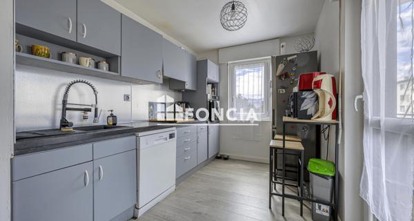 À vendre Appartement 4 pièces 84 m² - La Motte-servolex 73290
