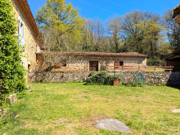 Maison à vendre à Montredon-Labessonnié (81360) - Tarn
