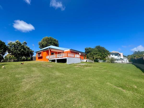 Maison 3 chambres sur un terrain de 1328m2