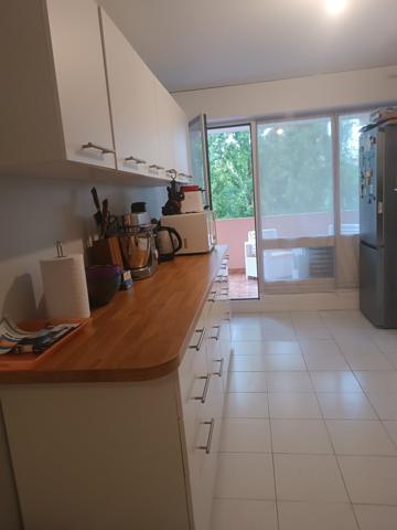 Appartement de 81m2 proche de toutes commodités.