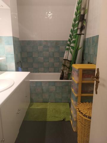 Appartement de 81m2 proche de toutes commodités.