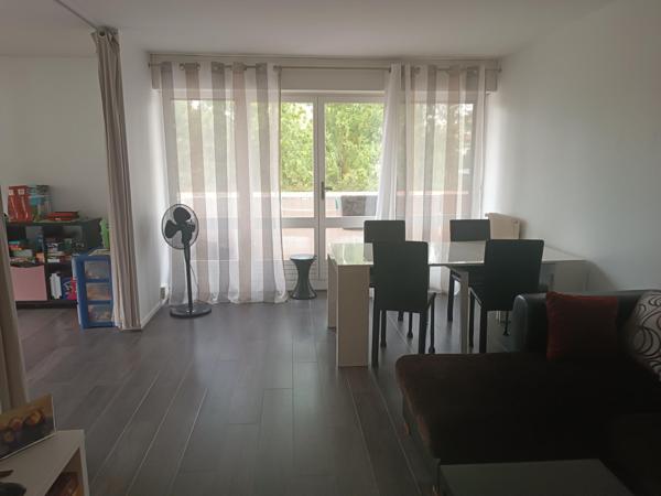 Appartement de 81m2 proche de toutes commodités.