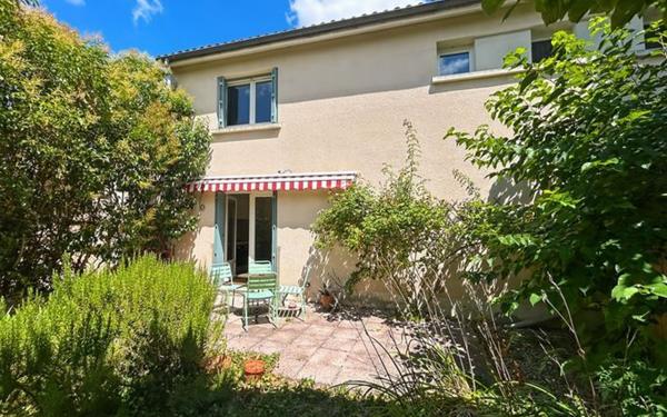 Maison à vendre    5 pièces •  Lectoure