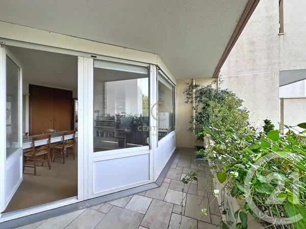Appartement F2 Bis à vendre  2 pièces - 62,39 m 2   VAULX EN VELIN  - 69