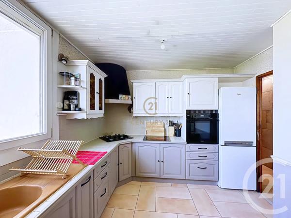 Appartement F2 Bis à vendre  2 pièces - 62,39 m 2   VAULX EN VELIN  - 69