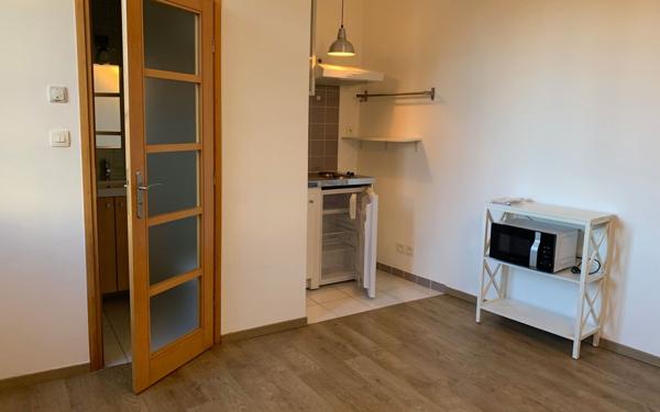 Appartement à vendre    1 pièce •  Chevreuse