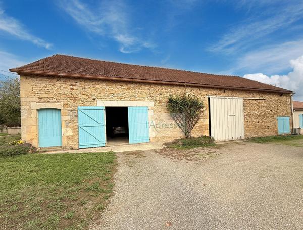 Propriété 2 maisons, dépendances, plus de 4 ha