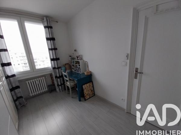 Appartement à vendre 5 pièces 101 m² Saint-Priest-en-Jarez