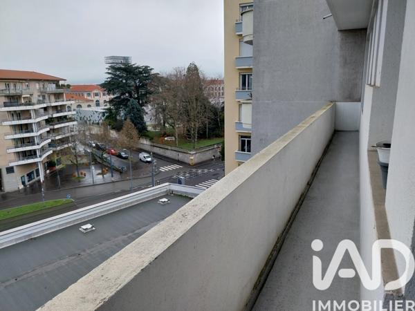 Appartement à vendre 5 pièces 101 m² Saint-Priest-en-Jarez