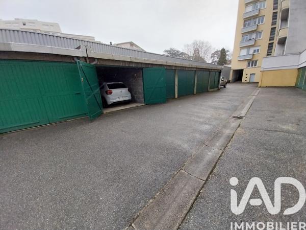 Appartement à vendre 5 pièces 101 m² Saint-Priest-en-Jarez