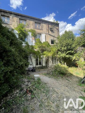 Maison à vendre 10 pièces 220 m² Mozac