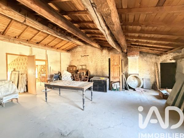 Maison à vendre 10 pièces 220 m² Mozac