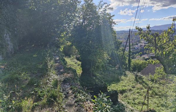 Terrain à bâtir de 749 m2  Annonay (07100)