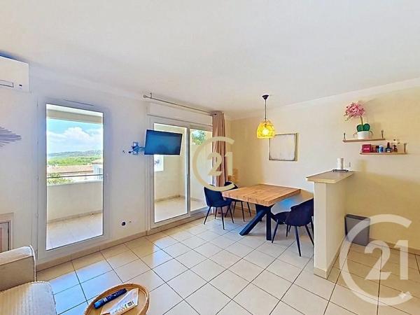 Appartement T2 à vendre  2 pièces - 40,18 m 2   MALLEMORT  - 13