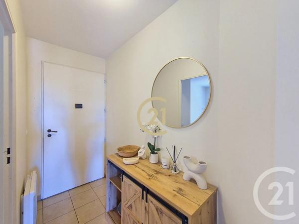 Appartement T2 à vendre  2 pièces - 40,18 m 2   MALLEMORT  - 13