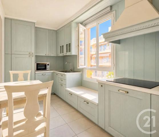 Appartement à vendre  3 pièces - 60,89 m 2   MENTON  - 06