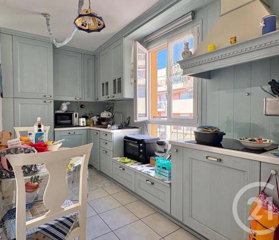 Appartement à vendre  3 pièces - 60,89 m 2   MENTON  - 06