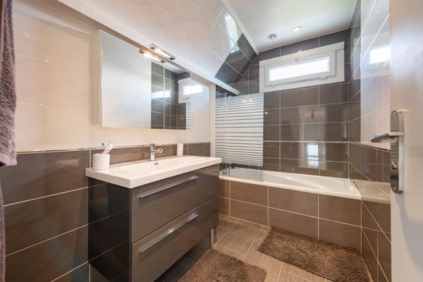 Maison 6 pièces 97 m²
