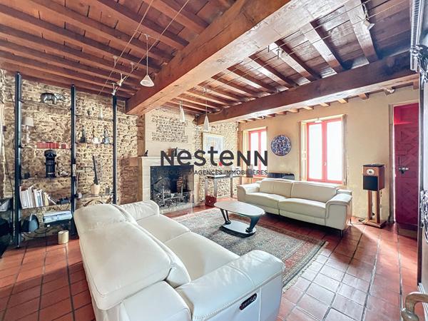 Rare sur le marche ? Maison de caractere renovee avec jardin et dependances a Blainville-sur-Orne