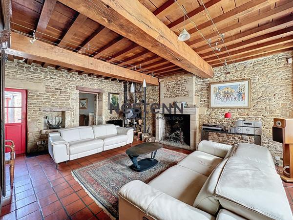 Rare sur le marche ? Maison de caractere renovee avec jardin et dependances a Blainville-sur-Orne