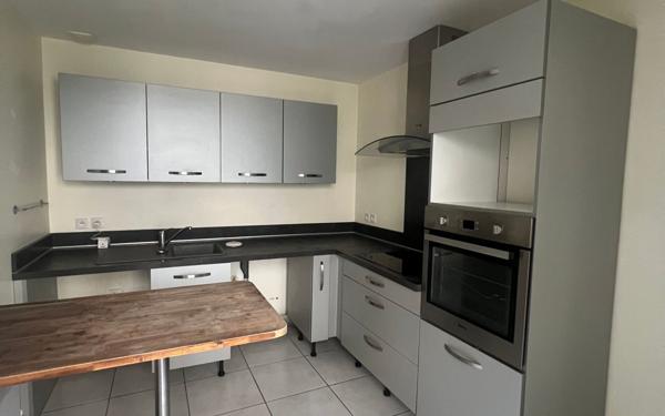 Appartement à vendre    4 pièces • 65,01 m2 Champs-sur-Marne