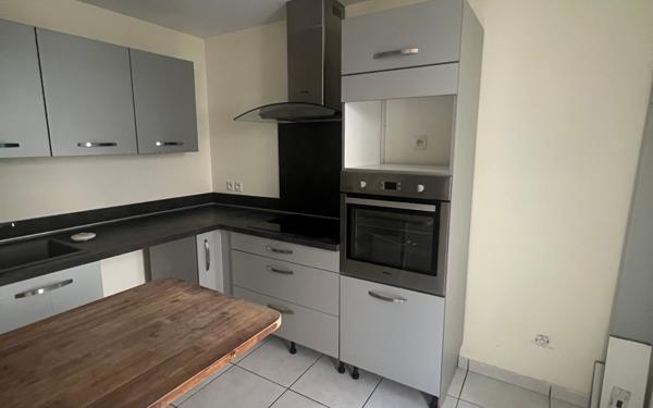 Appartement à vendre    4 pièces • 65,01 m2 Champs-sur-Marne