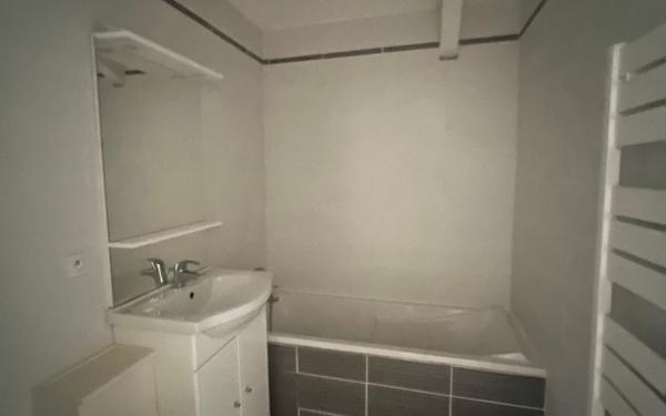 Appartement à vendre    4 pièces • 65,01 m2 Champs-sur-Marne