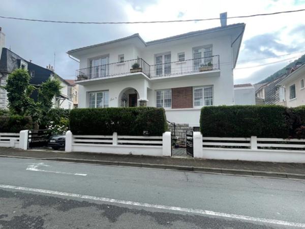 Maison à vendre 10 pièces LOURDES (65)