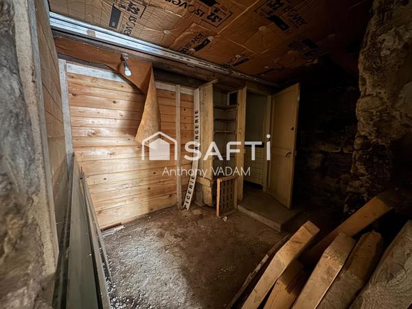 62 m² pour implanter votre activité à Salins