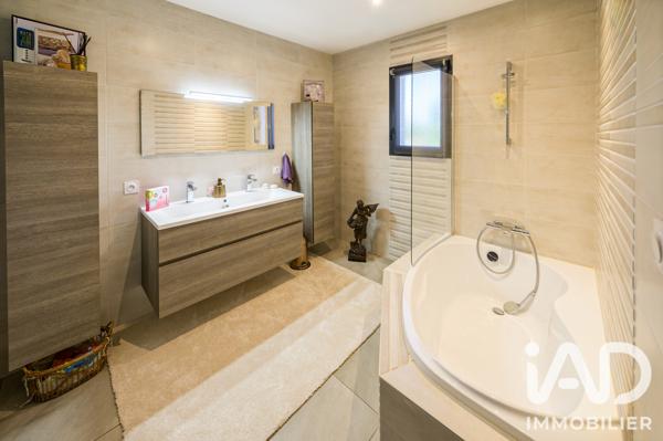 Maison à vendre 6 pièces 192 m² Le Boulou