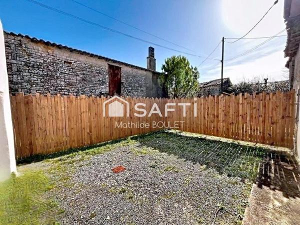 Maison rénovée avec 2 chambres et dépendances