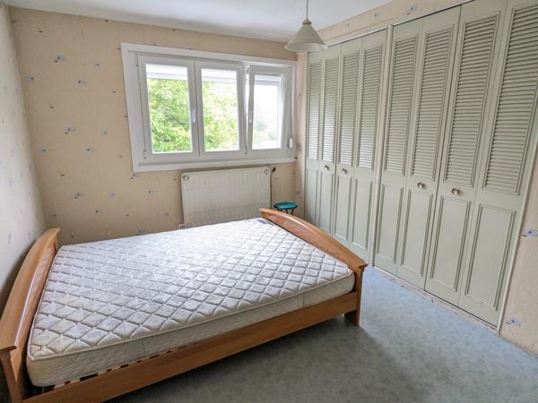 Bâtir 4 chambres - Jardin - Garage