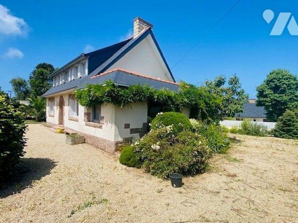 Maison à Vendre au centre-ville de Perros-Guirec (22700) en Côtes-d'Armor (22), d'une surface h...