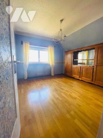 Maison à Vendre au centre-ville de Perros-Guirec (22700) en Côtes-d'Armor (22), d'une surface h...