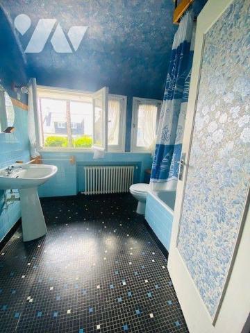 Maison à Vendre au centre-ville de Perros-Guirec (22700) en Côtes-d'Armor (22), d'une surface h...