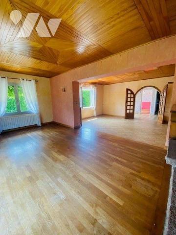 Maison à Vendre au centre-ville de Perros-Guirec (22700) en Côtes-d'Armor (22), d'une surface h...