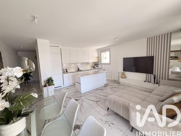Appartement à vendre 4 pièces 82 m² Saint-Genis-Pouilly