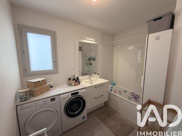 Appartement à vendre 4 pièces 82 m² Saint-Genis-Pouilly