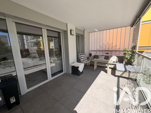 Appartement à vendre 4 pièces 82 m² Saint-Genis-Pouilly