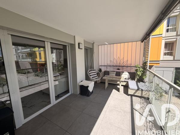 Appartement à vendre 4 pièces 82 m² Saint-Genis-Pouilly