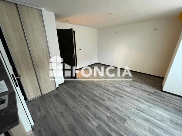 Location Studio 29 m² - 2 RUE LE FULTON Bourges 18000